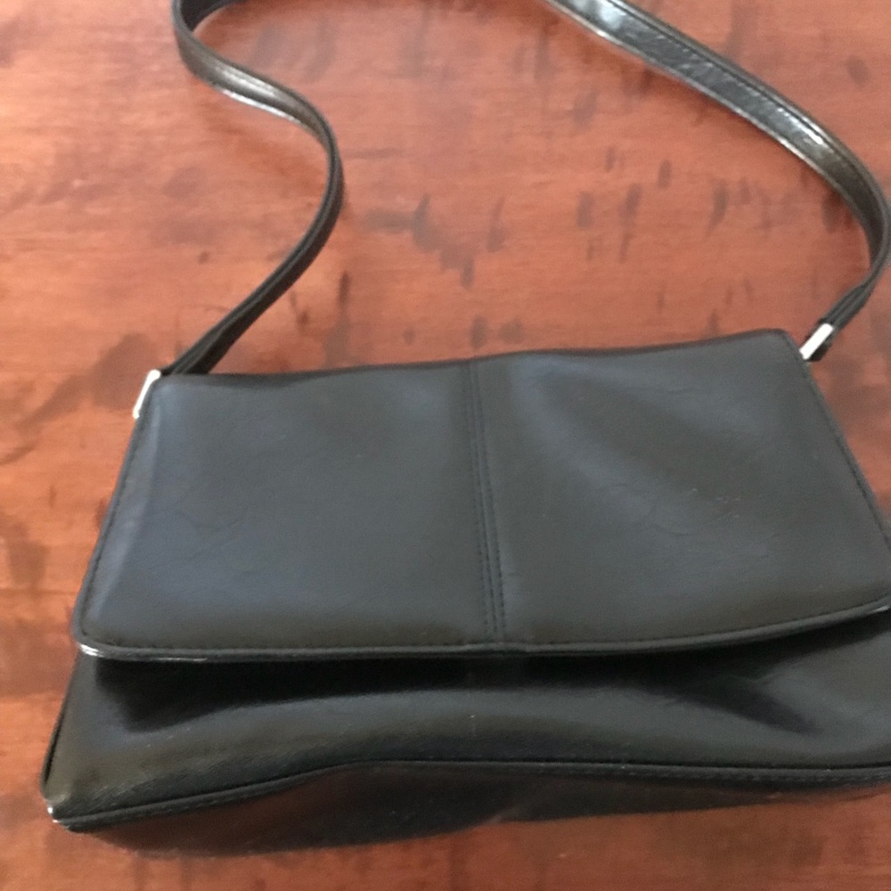 NWOT Liz Claiborne shoulder bag